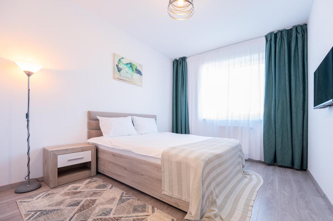 Serene Flat Oradea Exterior foto